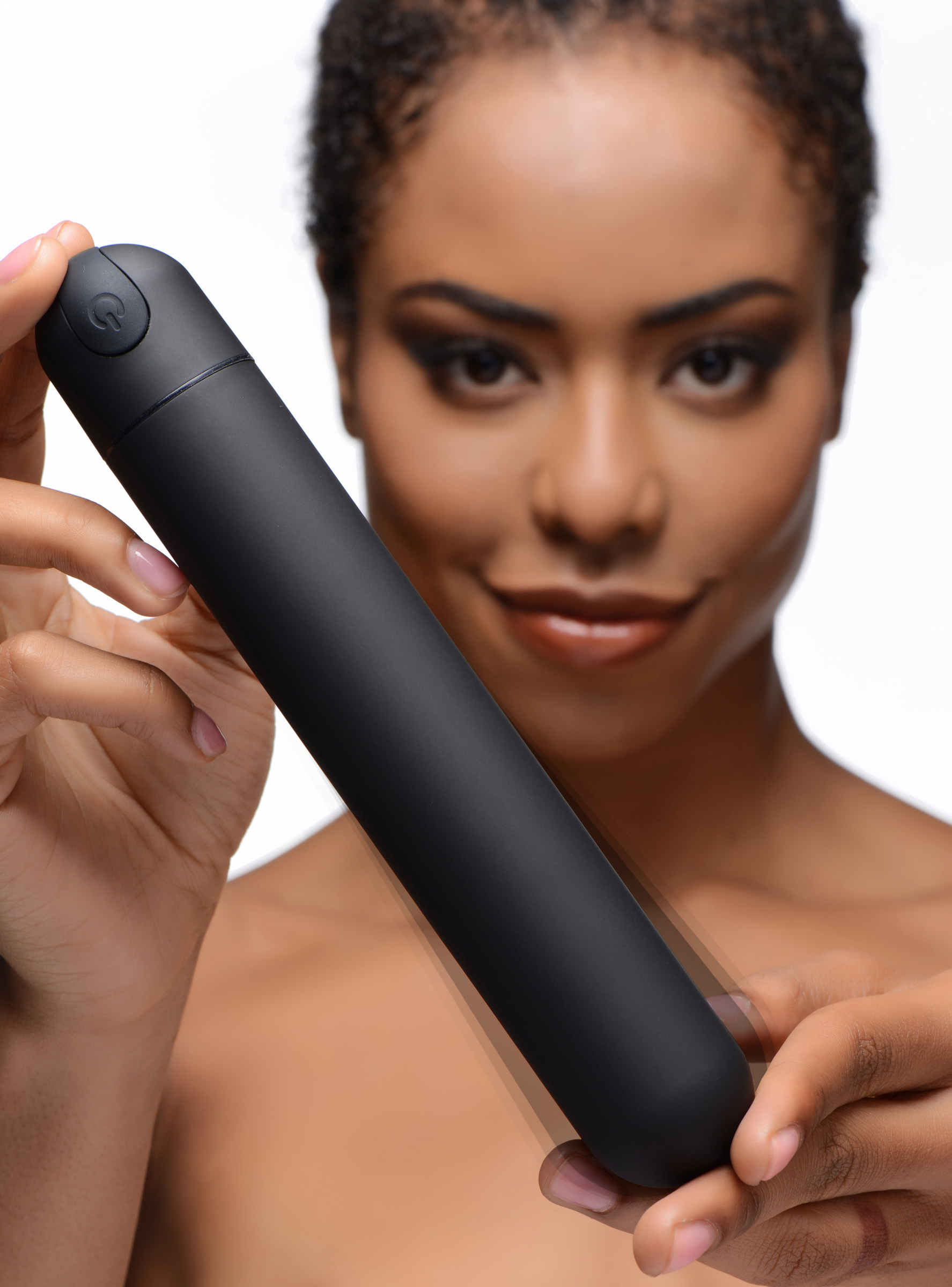 images/products/ag248-black-femalemodel-001-vibration-2